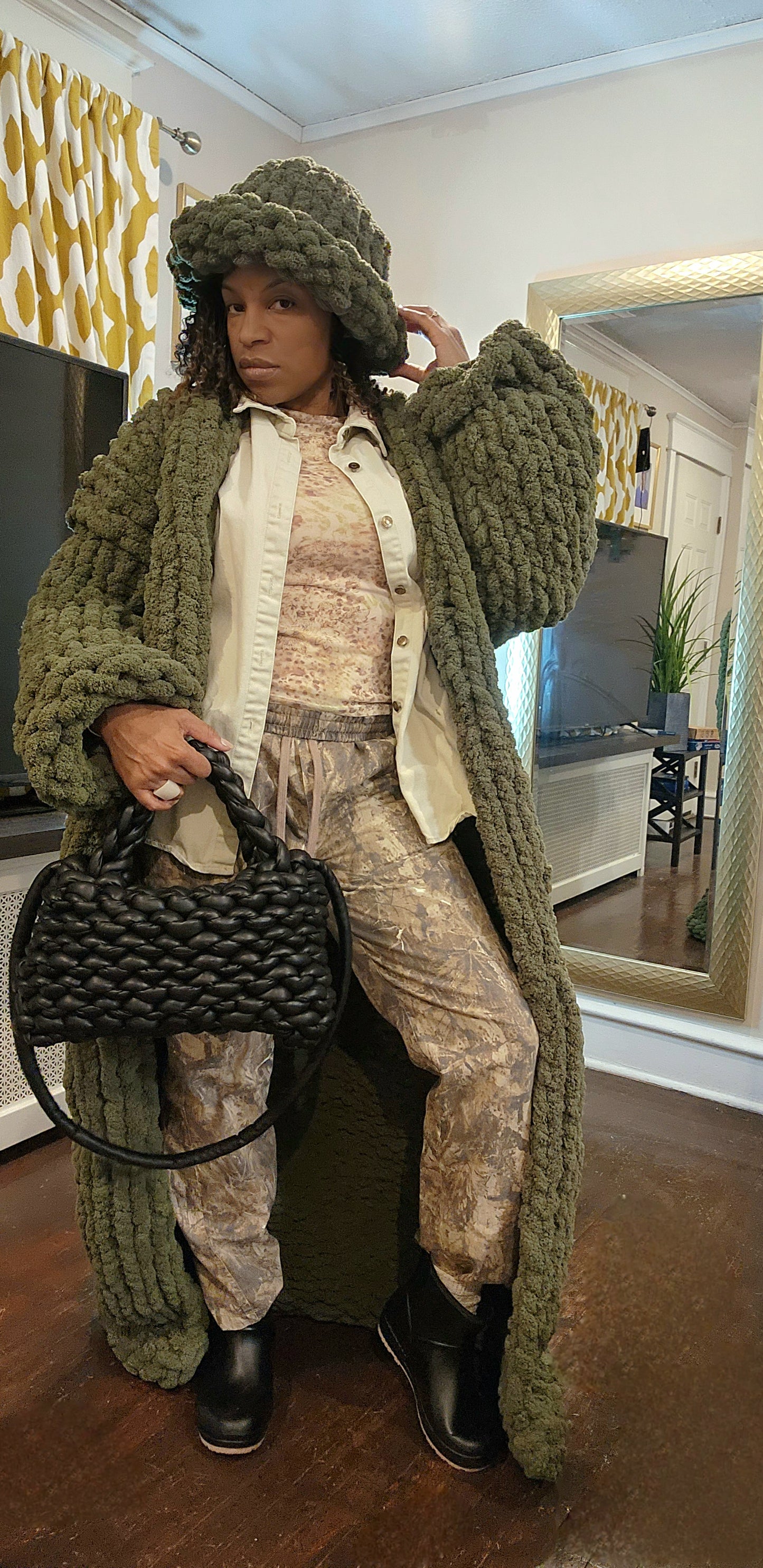 Oversized Fingerknitted Duster