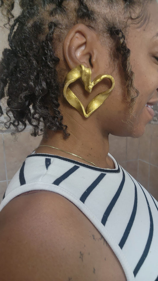 Abstract Heart post